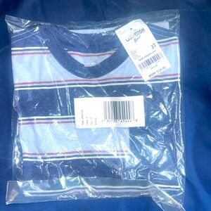 Brand New Oshkosh bigosh